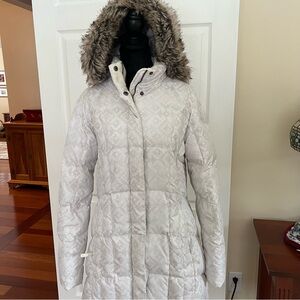 Eddie Bauer Women's Down Quilted white puffer coat size medium